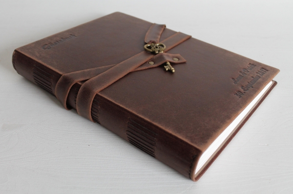 Gästenbuch - Album A4+ "Schlüssel"  im Vintage Look, braun